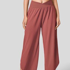 Halara Breezeful™ High Waisted Crossover Plicated Side Pocket Split